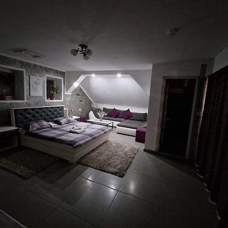 Cazare Moldi - Regim Hotelier Campulung Moldovenesc Exterior photo